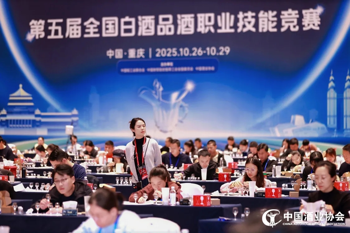 在冬天的行业里，四特酒点燃了人才的篝火